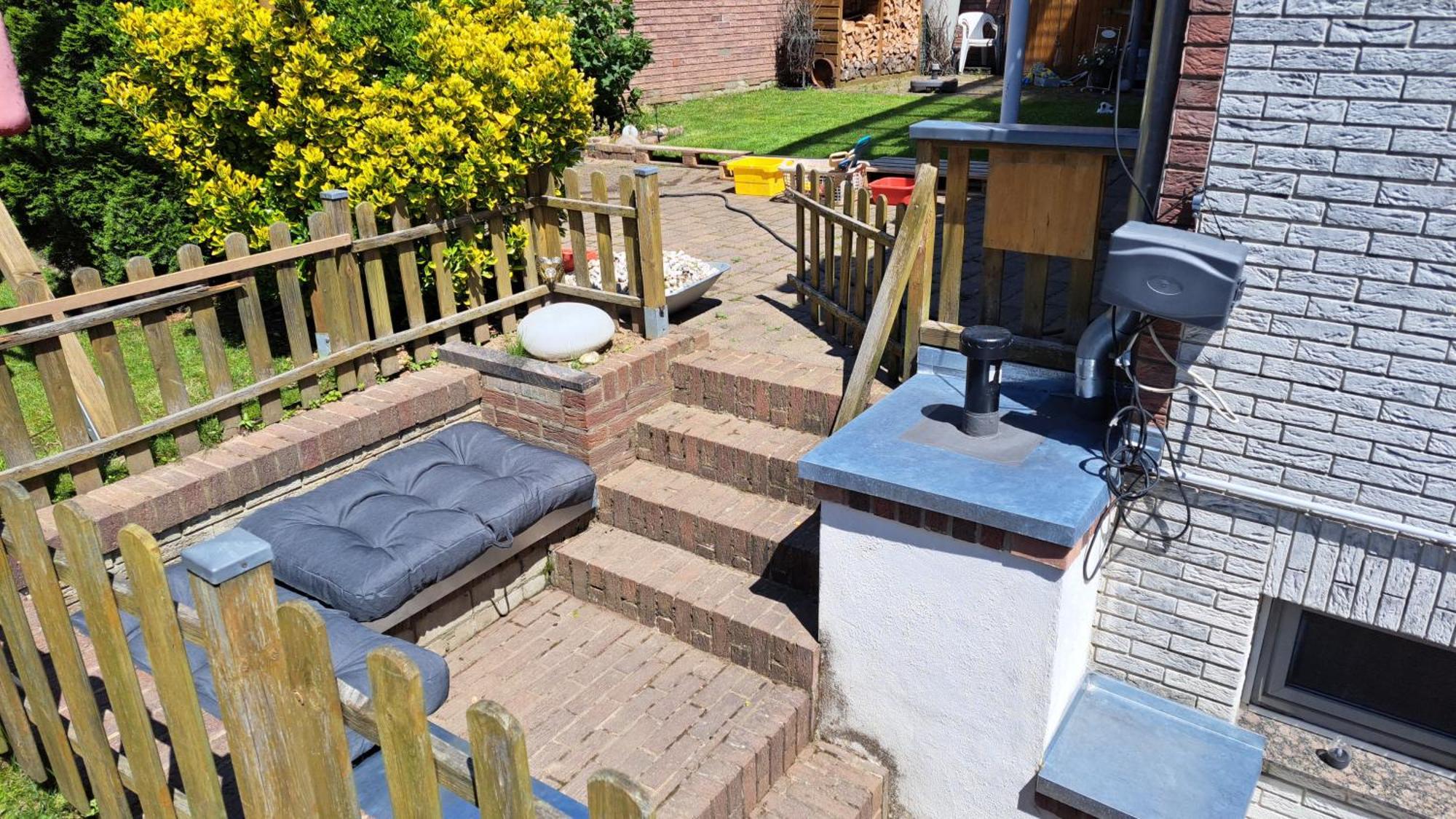 Private 1-2,5 -Zimmer-Wohnung Mit Terrasse ซึลพิค ภายนอก รูปภาพ